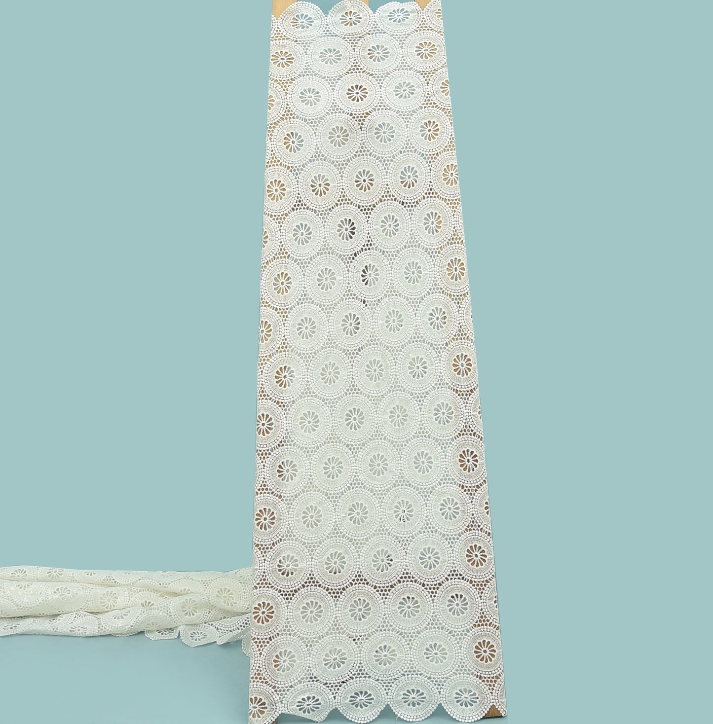 White Color Crosia Embroidery Fabric