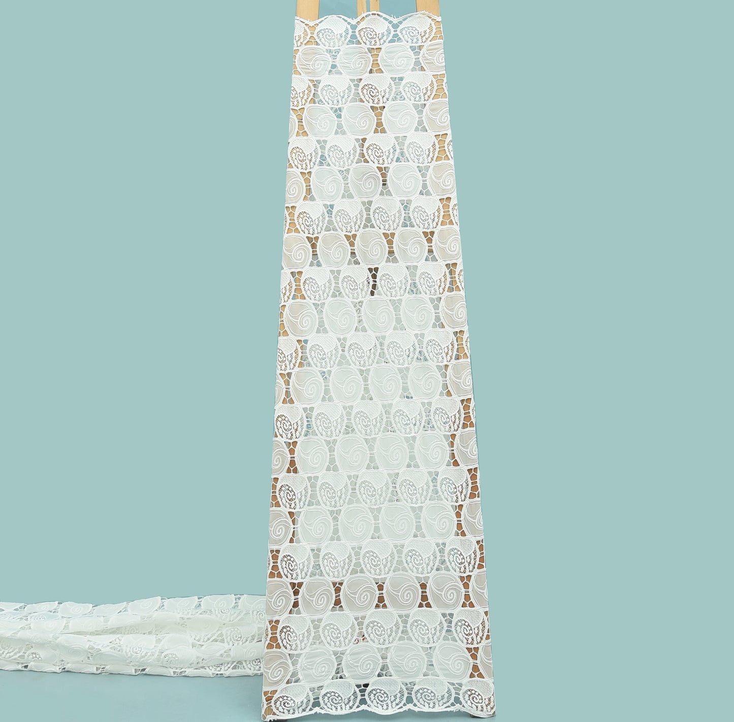 White Color Crosia Embroidery Fabric