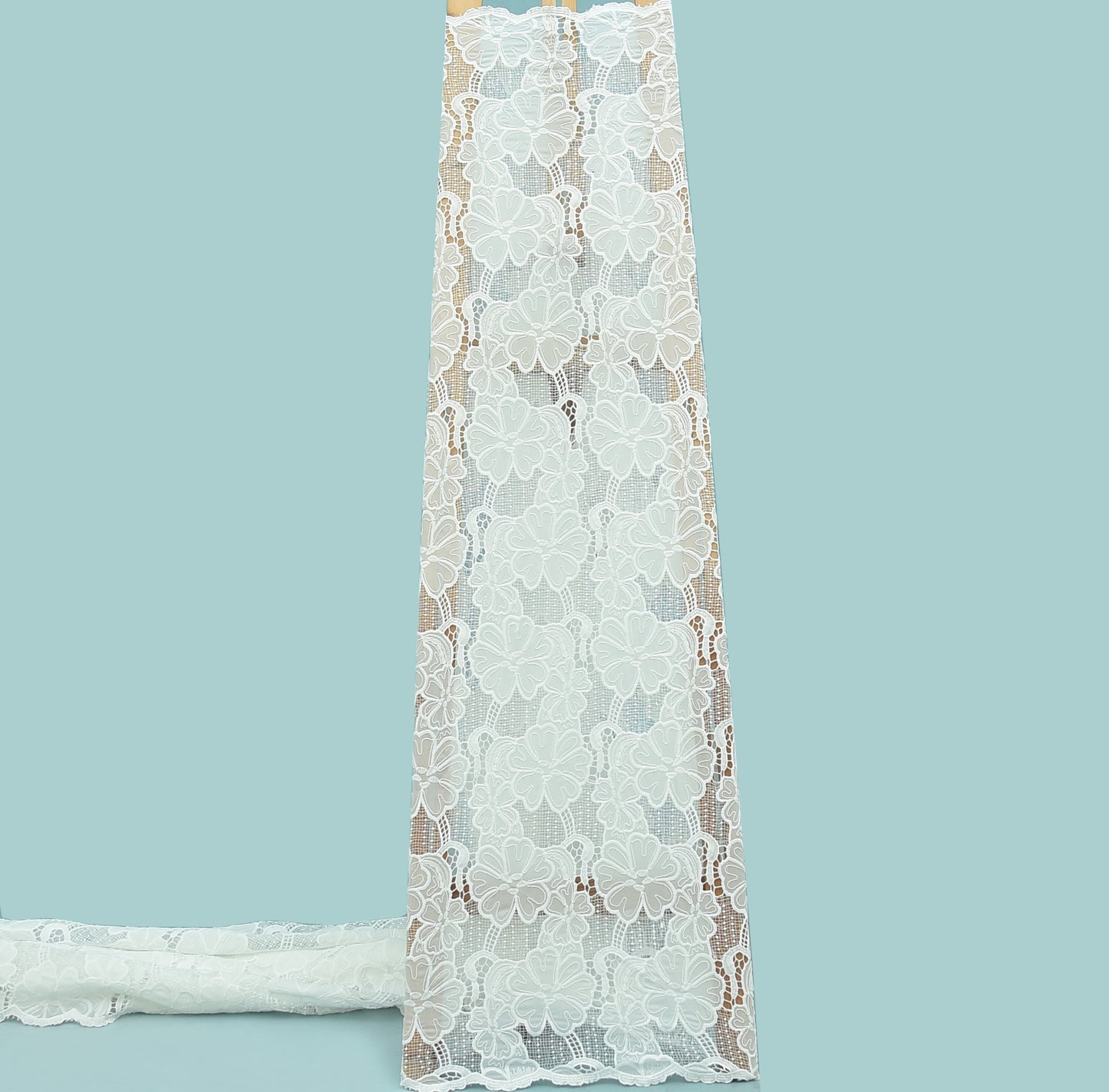 White Color Crosia Embroidery Fabric