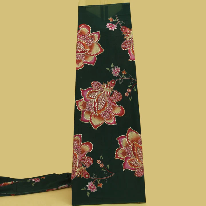 Green Color Crepe Position Print Embroidery Fabric (Cut Pieces 4Mtr)