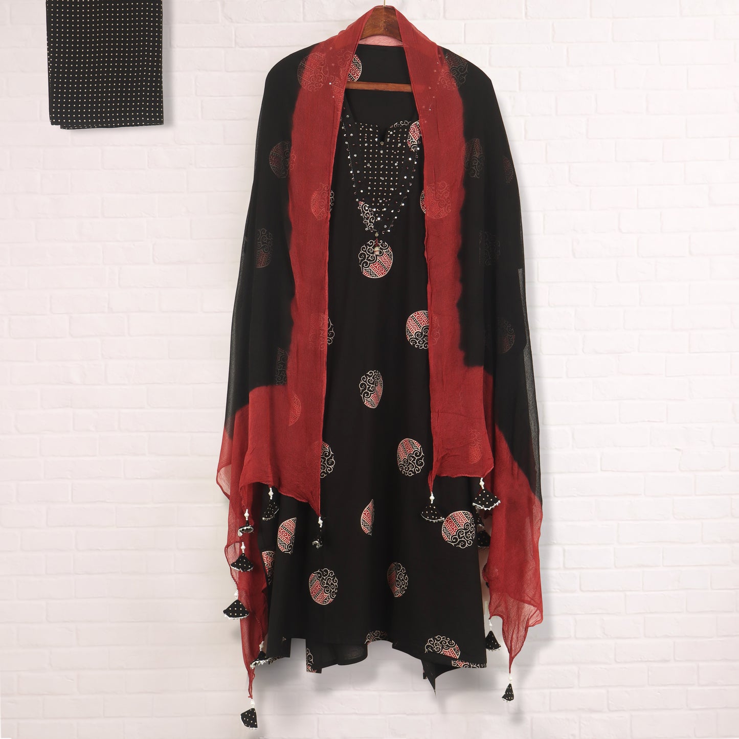 Semi Stitched Cotton Suit