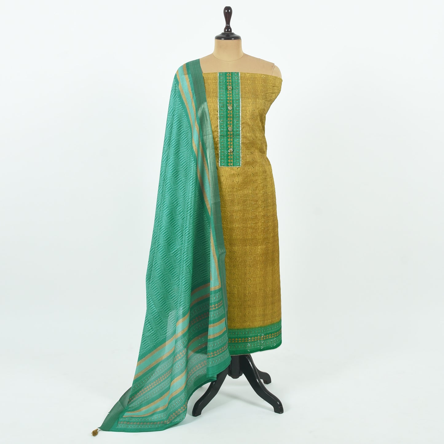 Unstitched Tussar Suit set