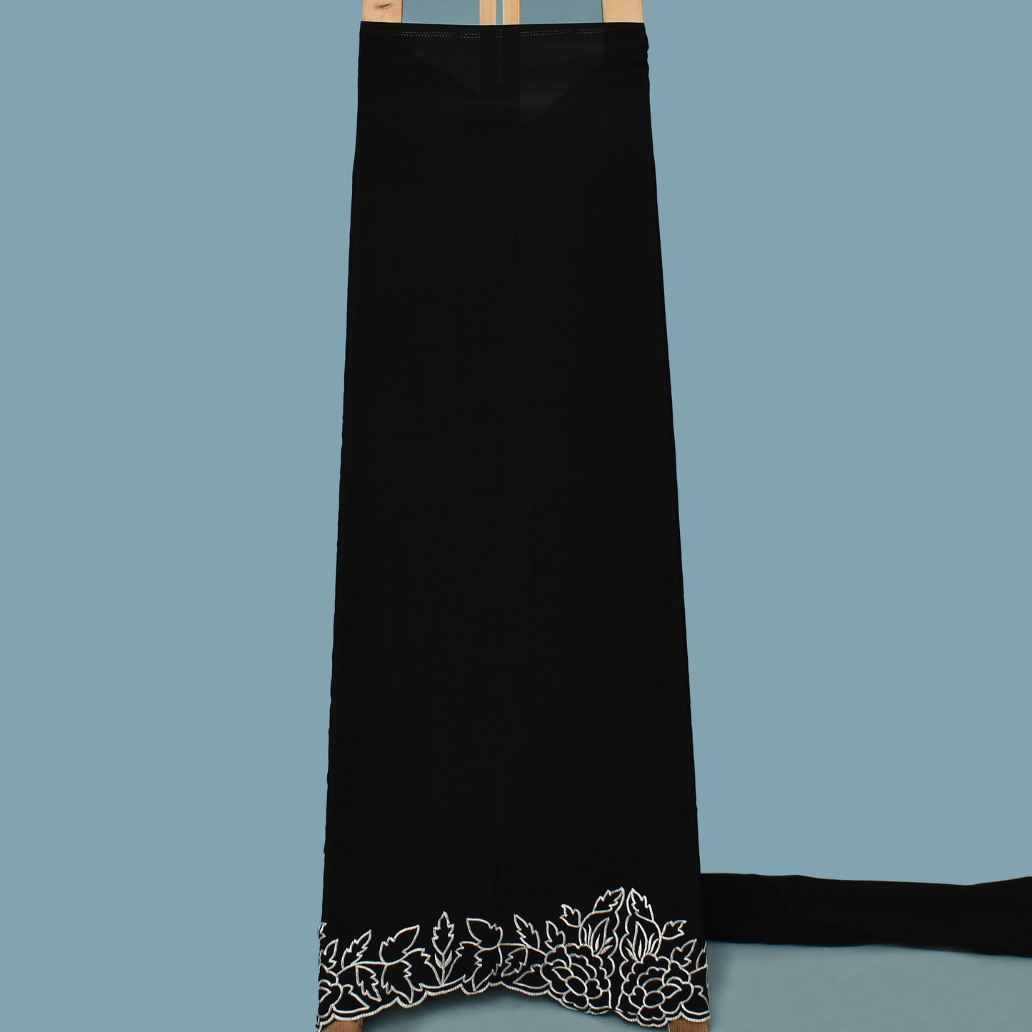 Black Color Crepe Border Embroidery Fabric