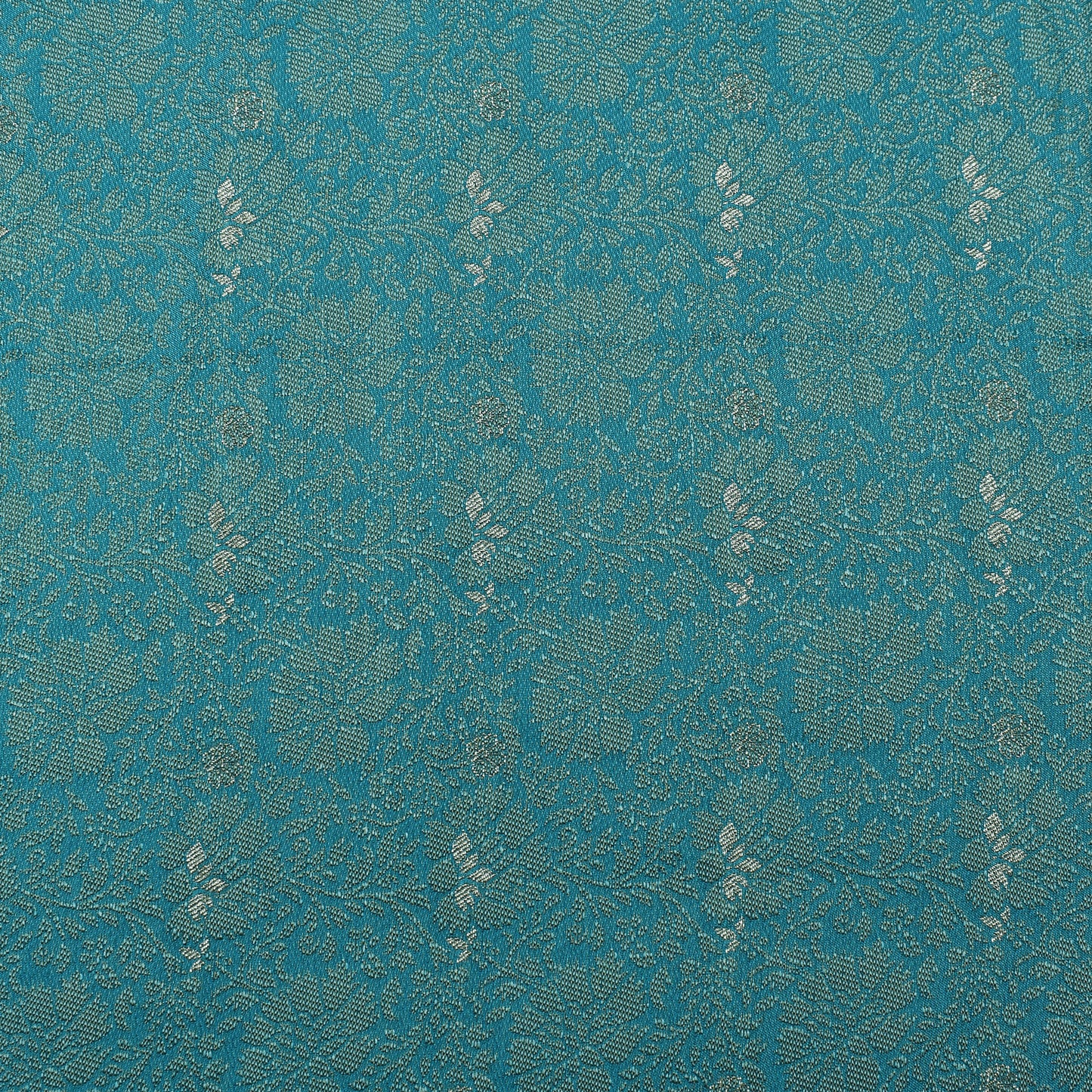Firoji Color Dola Jaquard Fabric
