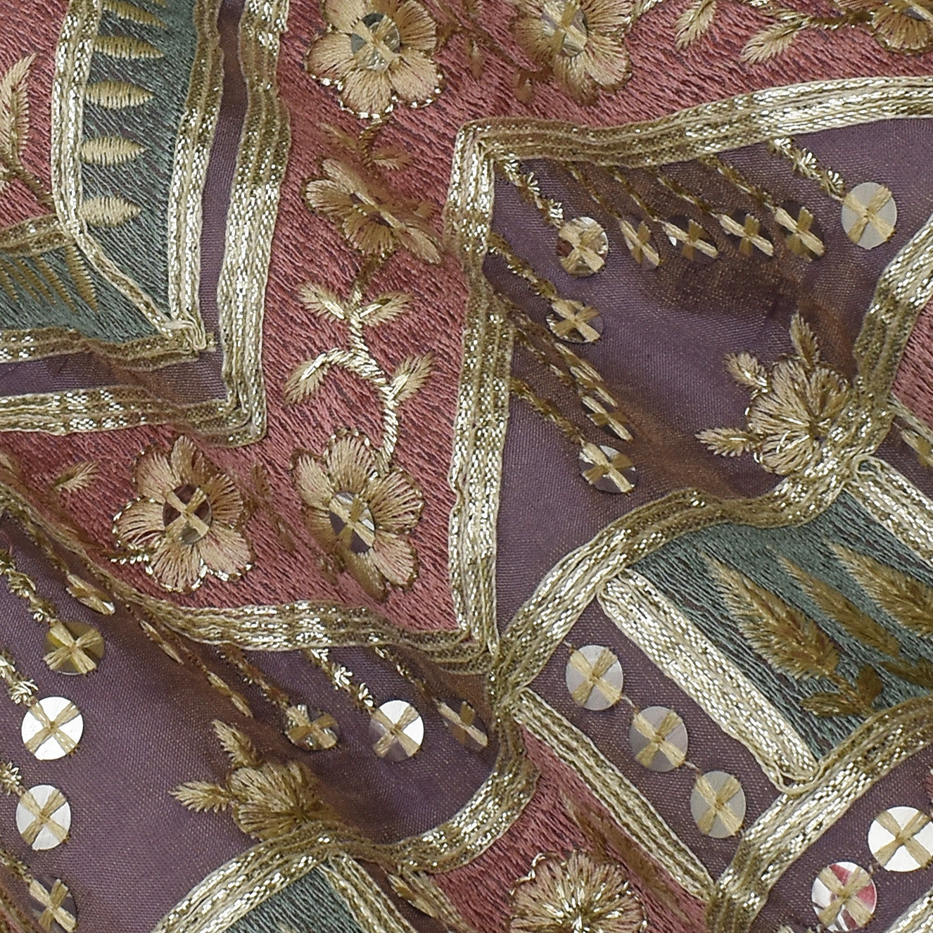 Move Color Tissue Border Embroidery Fabric