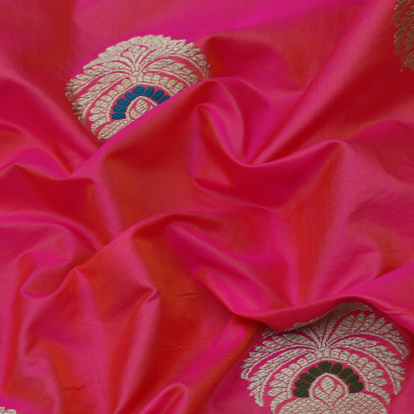 Rani Color Kadwa Meena Brocade Fabric