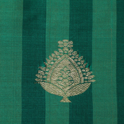 Green Color Kadwa Brocade Fabric