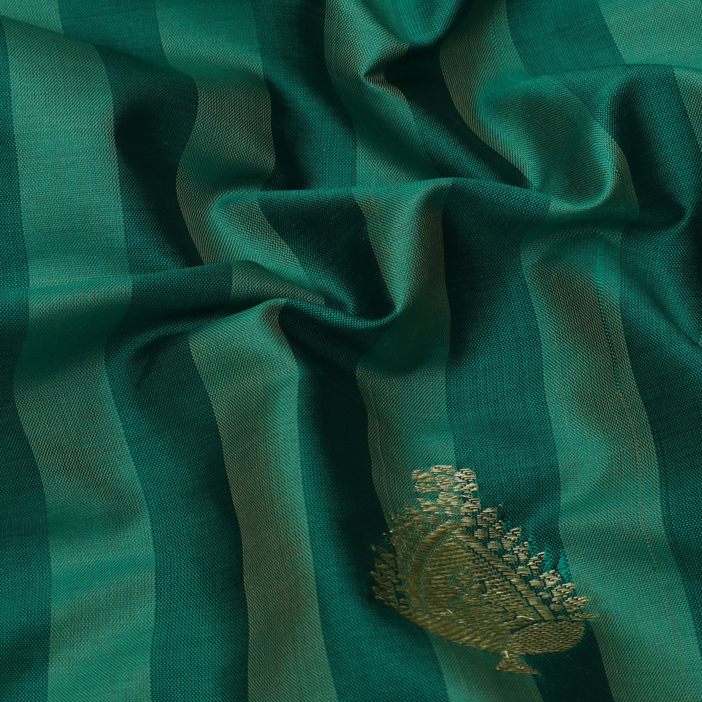 Green Color Kadwa Brocade Fabric