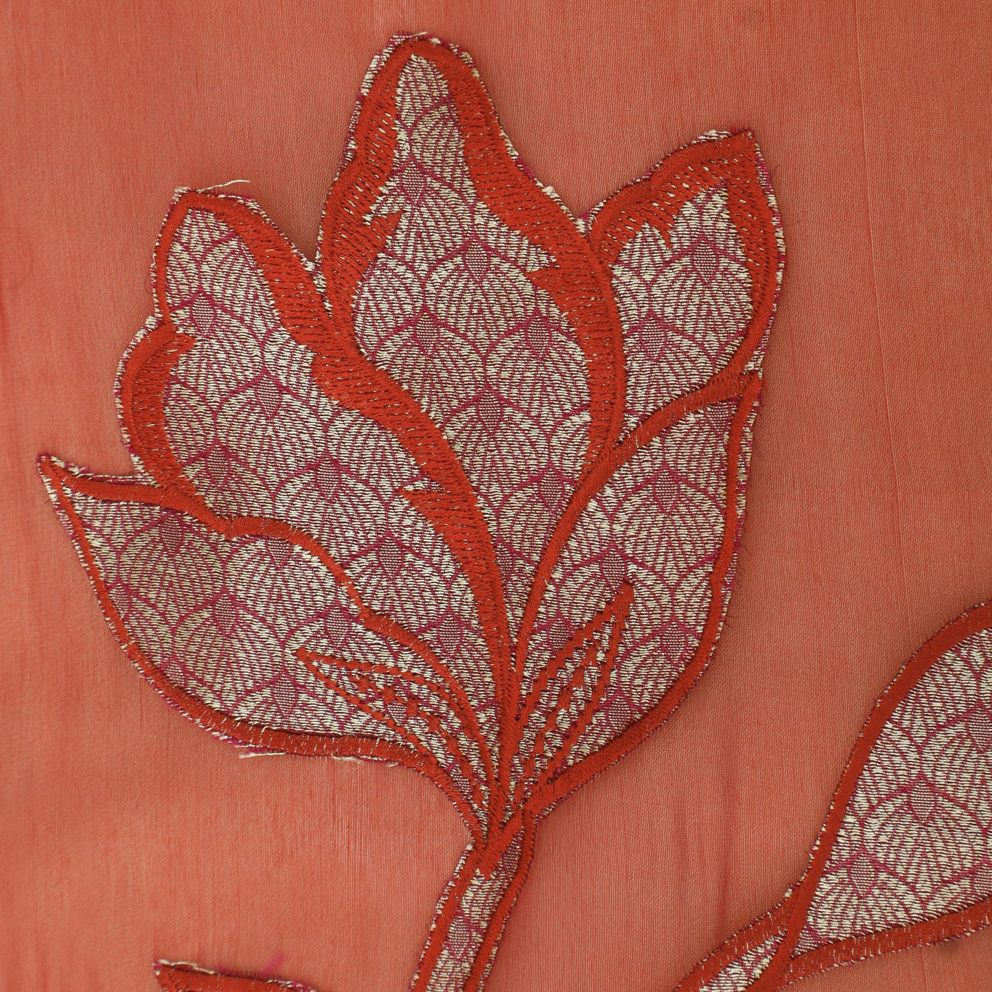 Pure Organza Printed Embroidery Fabric Floral Motif with Elegant Sheer Finish