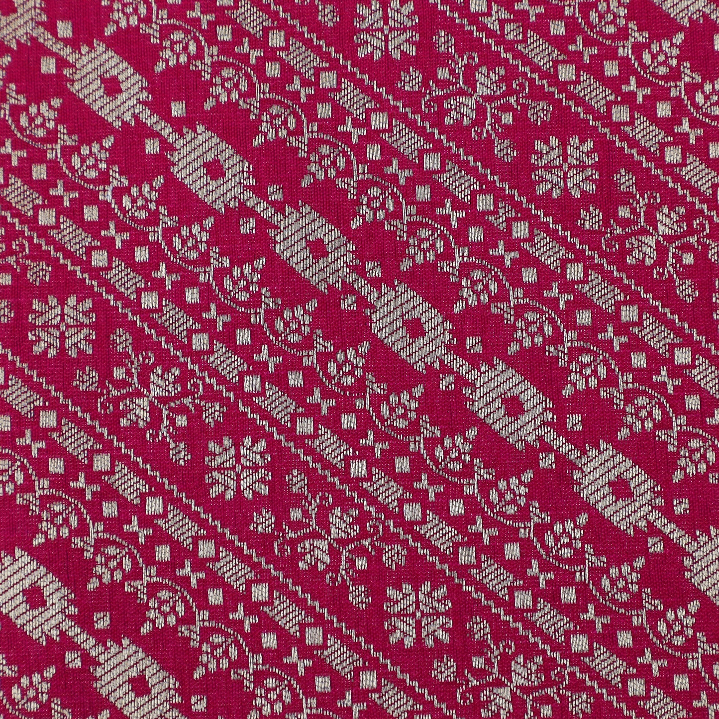 Rani Color Pauri Brocade Fabric