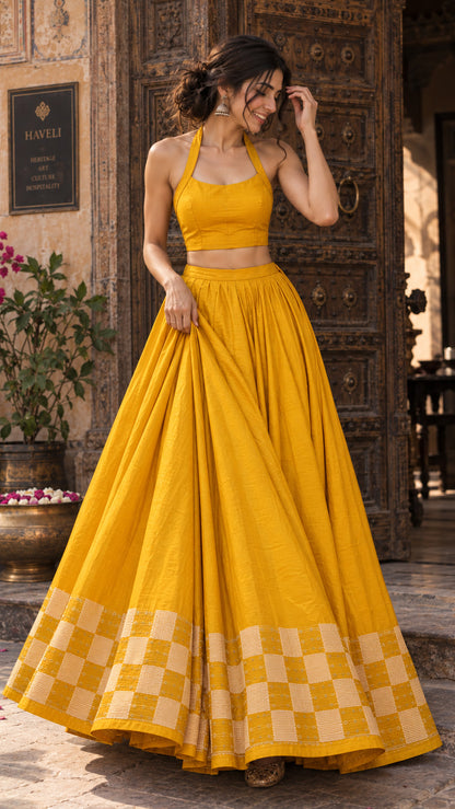 Pure Munga Bandhani Brocade Fabric