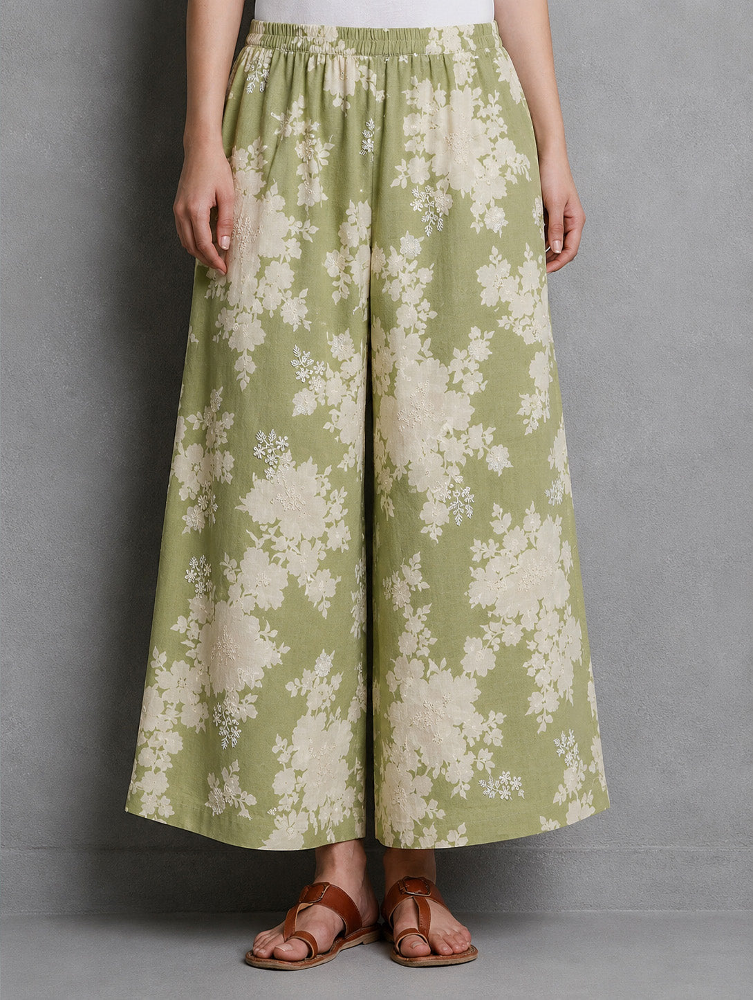 Mul Cotton Print Embroidery Fabric