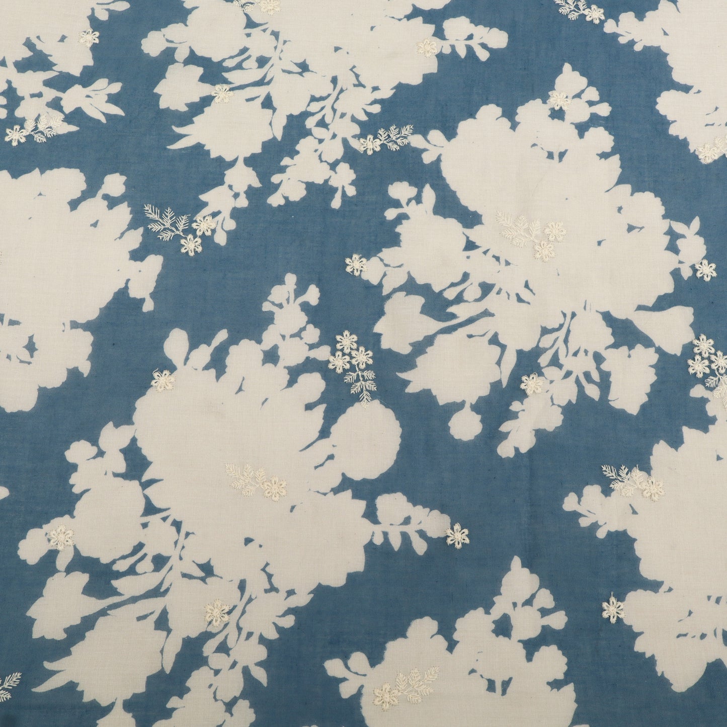 Mul Cotton Print Embroidery Fabric