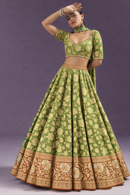 Kadwa Brocade Fabric