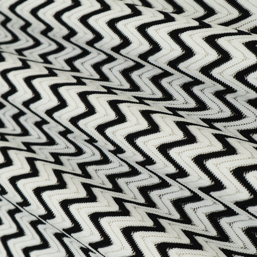 Multi-Color Zigzag Knitted Fabric